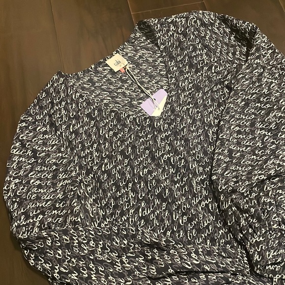 CAbi Te Amo Blouse - Picture 3 of 8